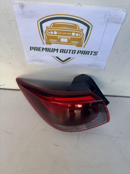 2015   Left Taillight