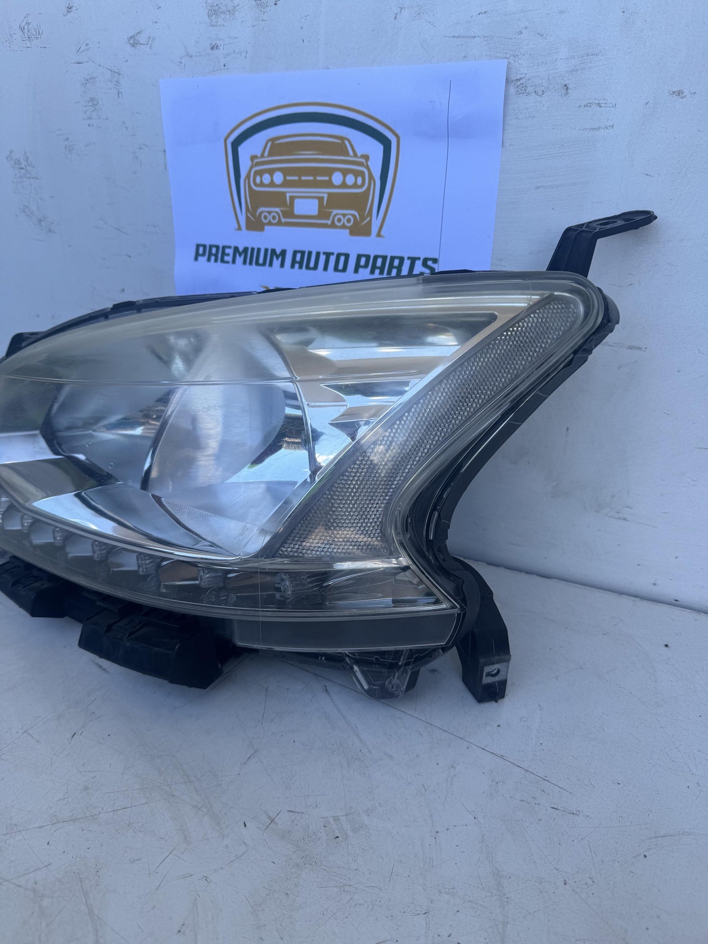 2014  B17 Left Headlight