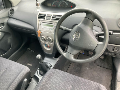 Toyota 
Yaris