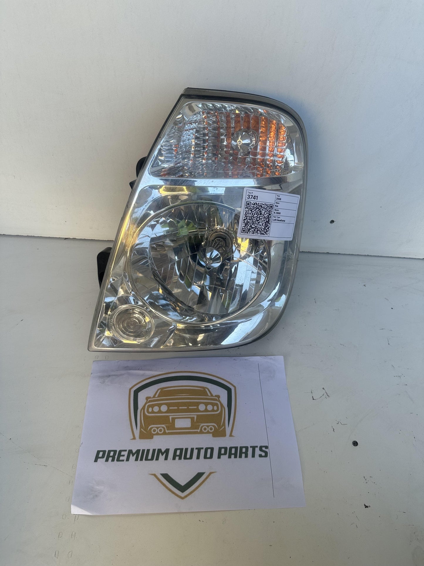 2008   Left Headlight