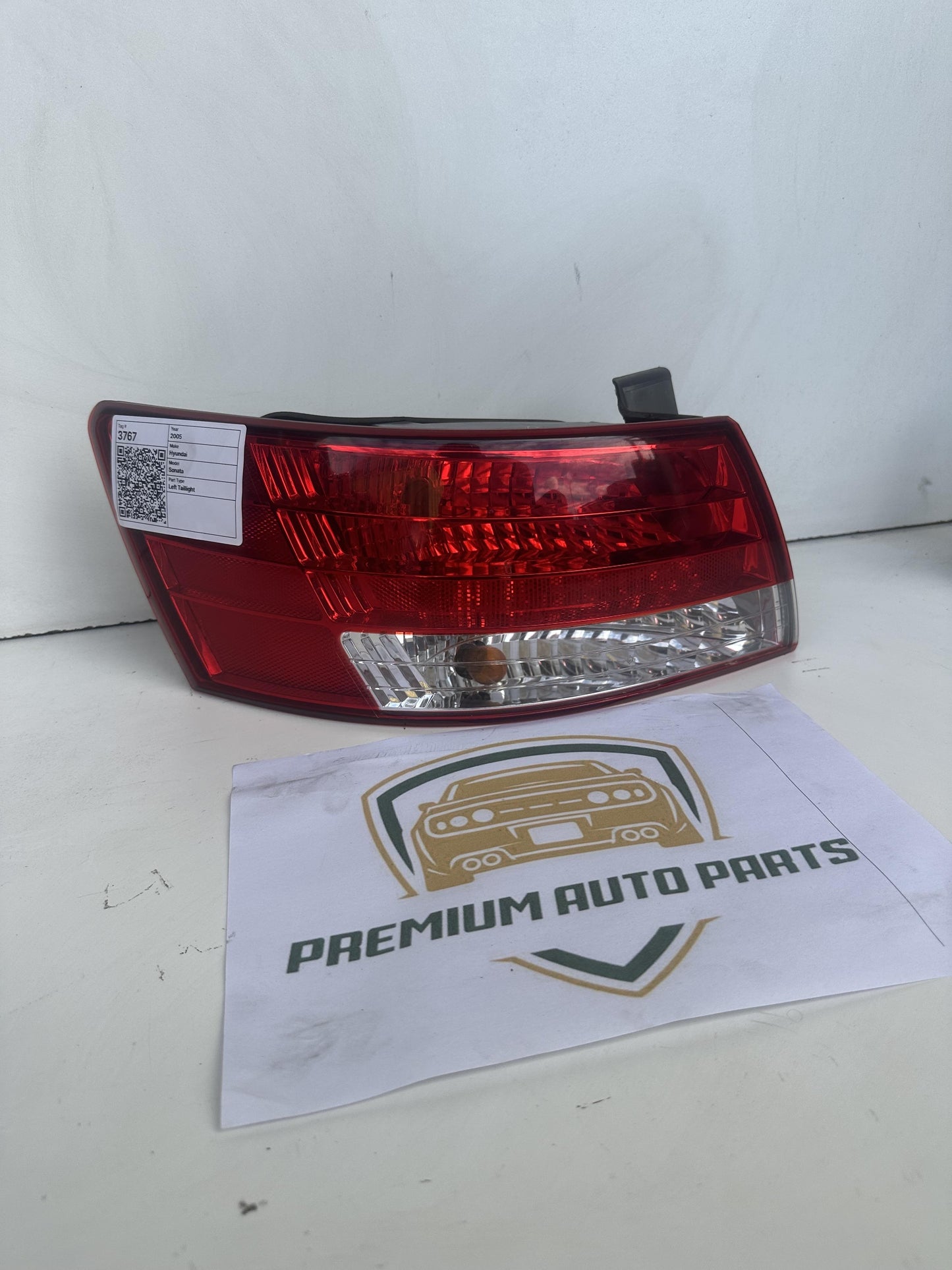 2005  NF Left Taillight