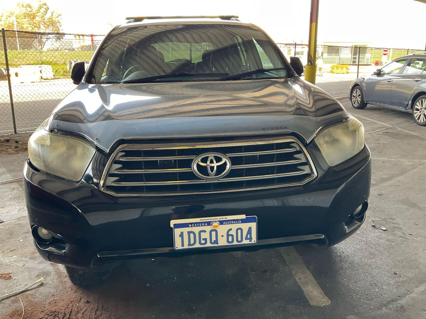 2010 Toyota Kluger  Station Wagon 
Toyota
Kluger