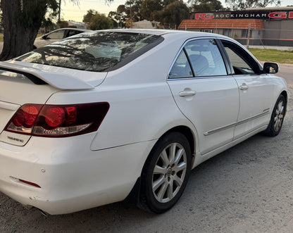 Toyota 
Aurion