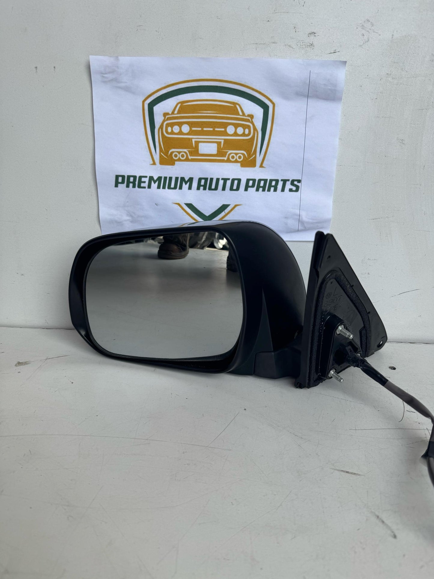 2010 Toyota Kluger GSU40L/GSU45L/MHU48L/ASU40LLeft Door Mirror