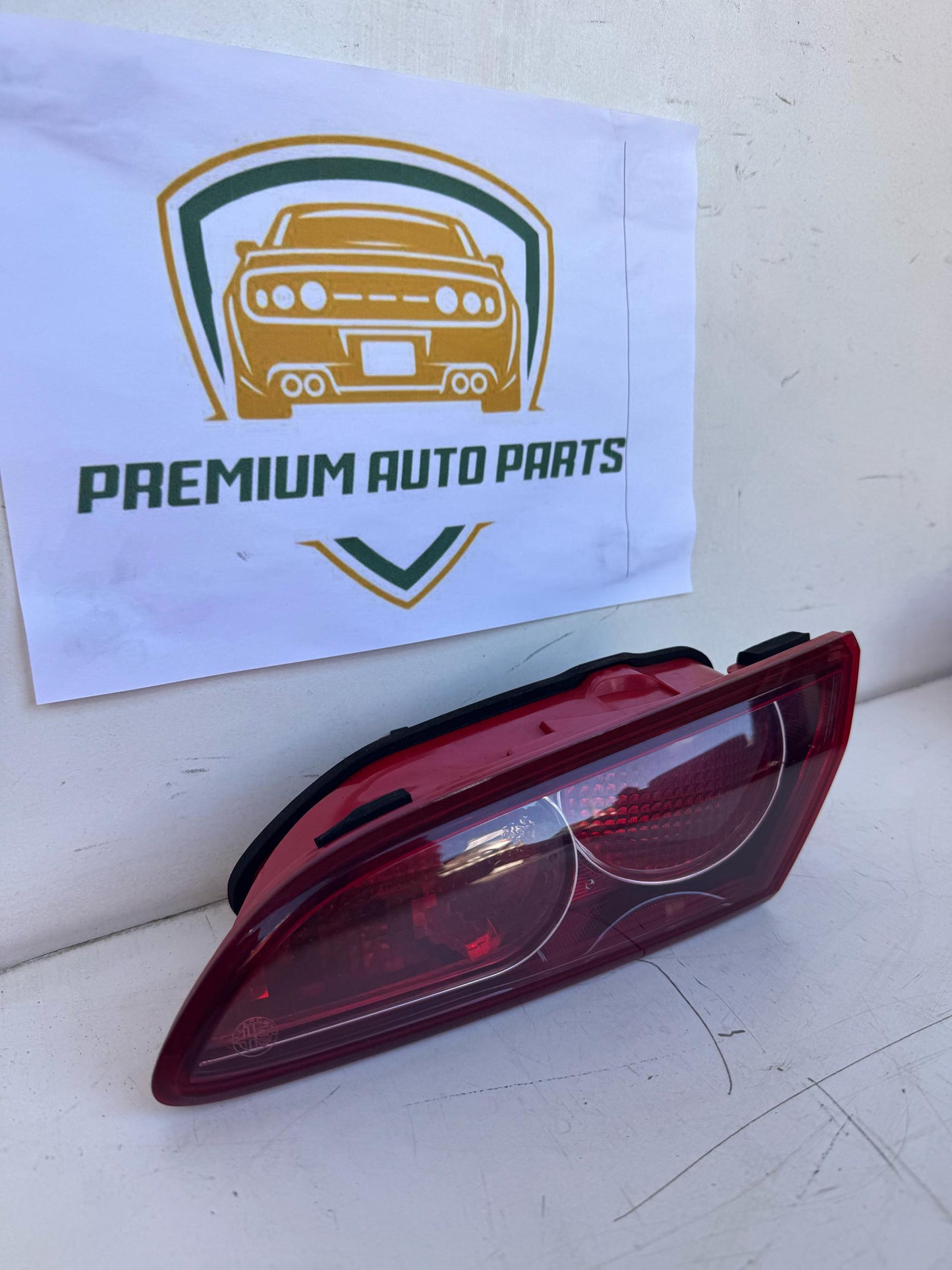 2008 Alfa Romeo 159 Right Boot Light