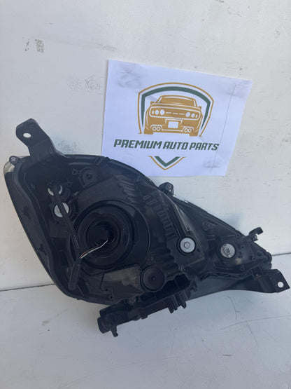 2009   Left Headlight