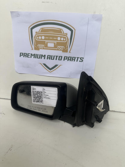 2005  VZ Left Door Mirror