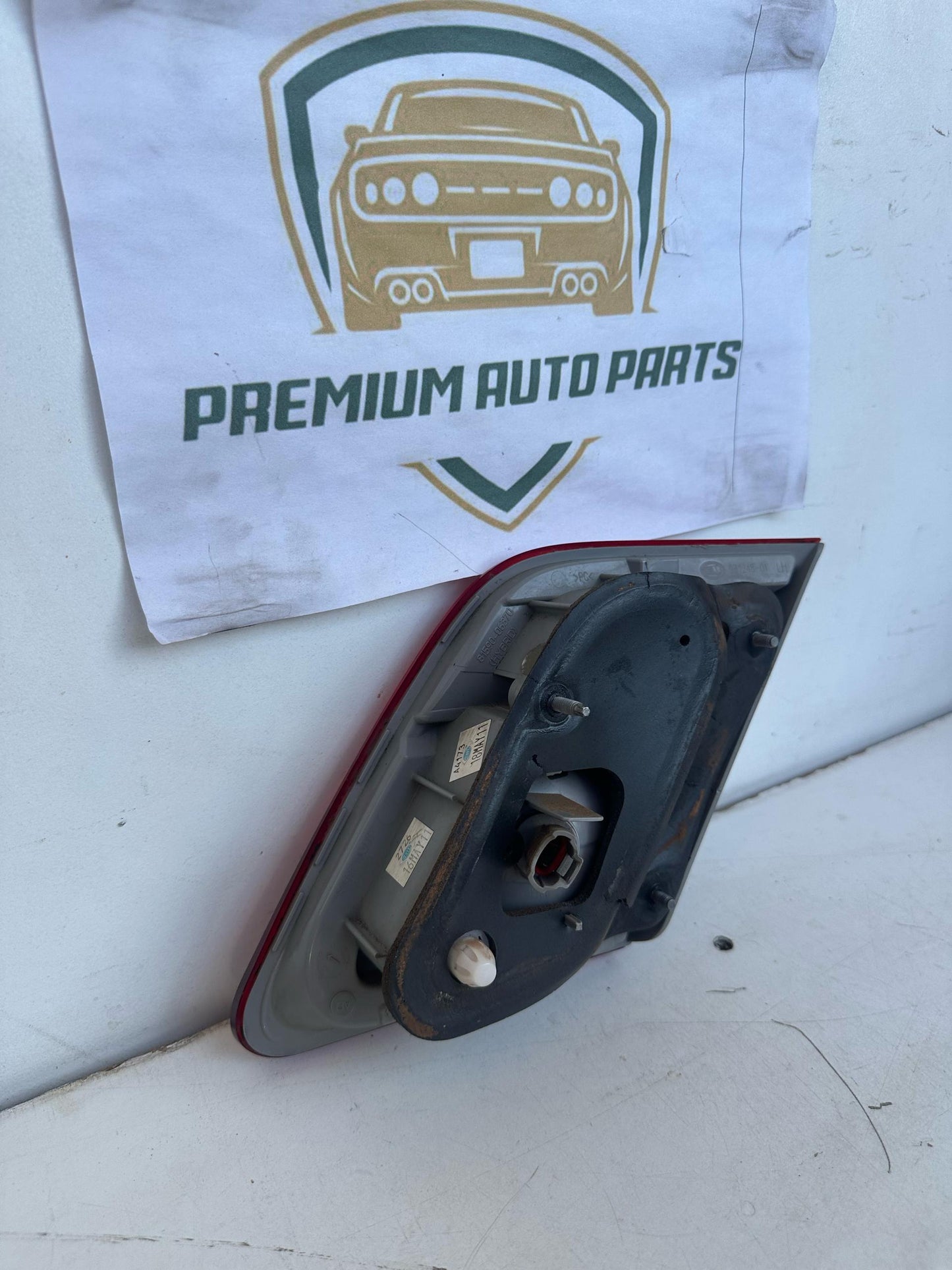 2011 Toyota Camry Left Boot Light