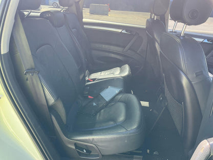2014 Audi Q7  Station Wagon 
Audi
Q7