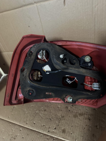2008  E210 Left Taillight