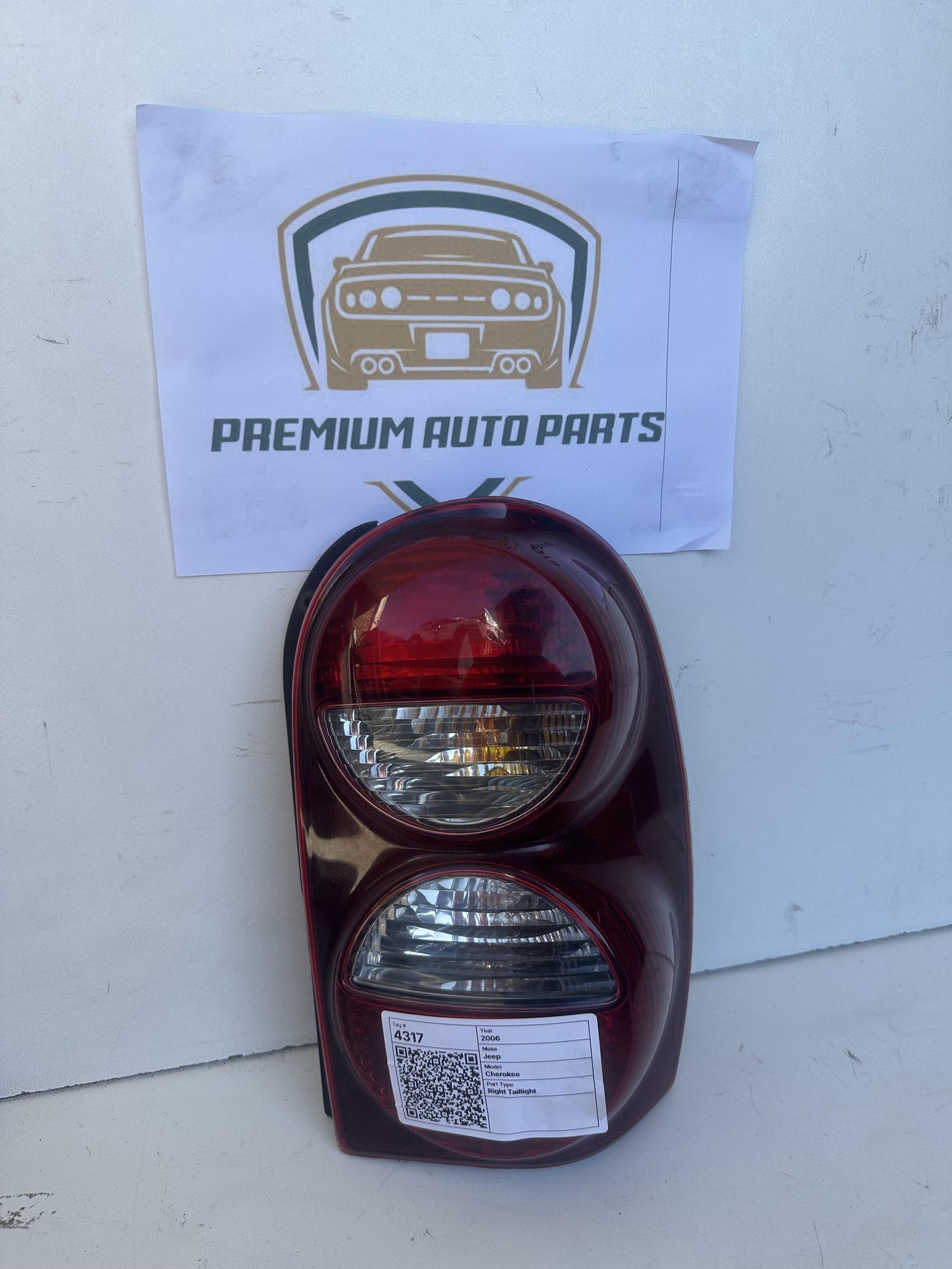 2006   Right Taillight