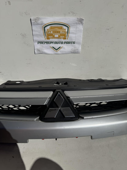 2019   Grille