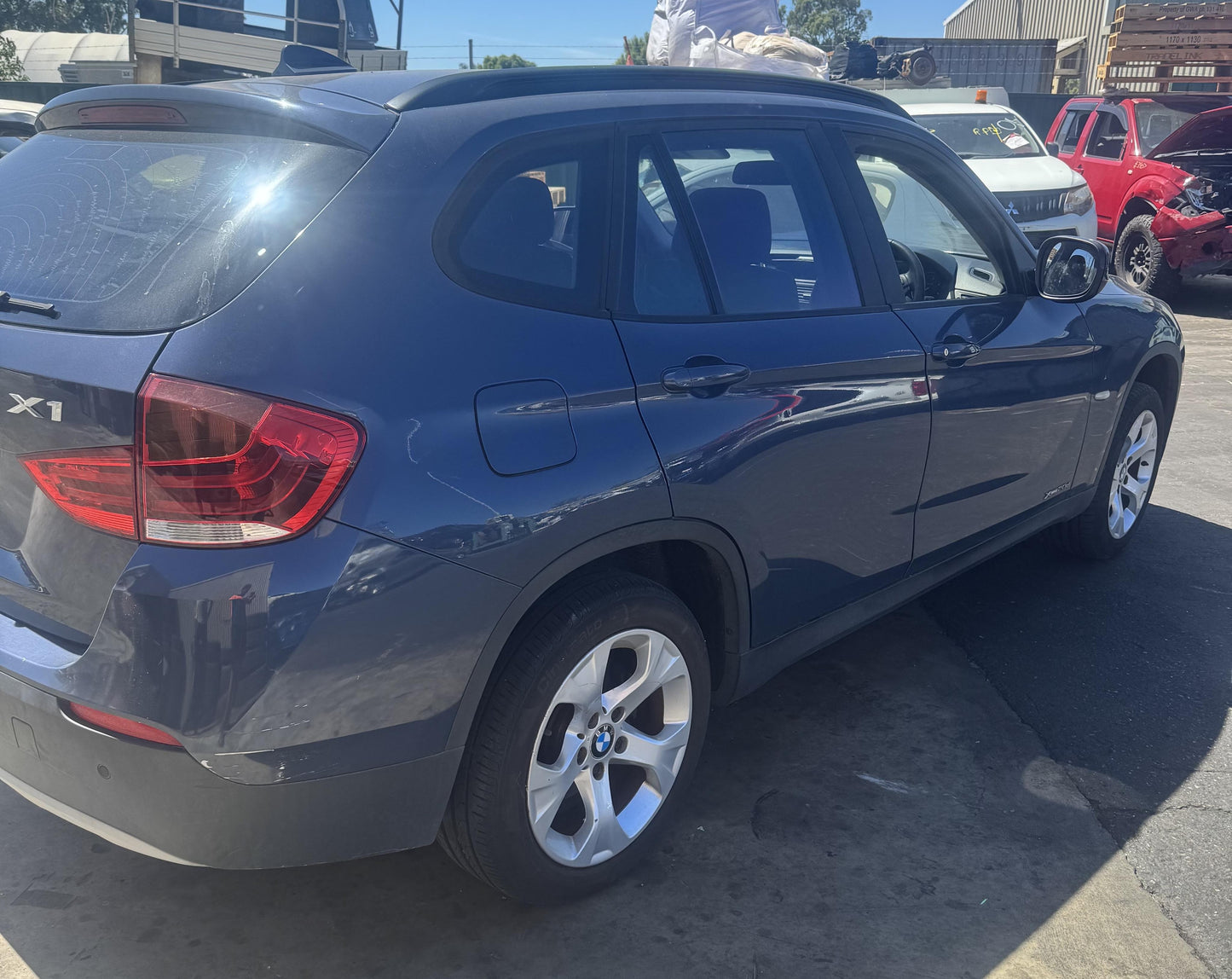 2010 BMW X1  E84Station Wagon 
BMW
X1