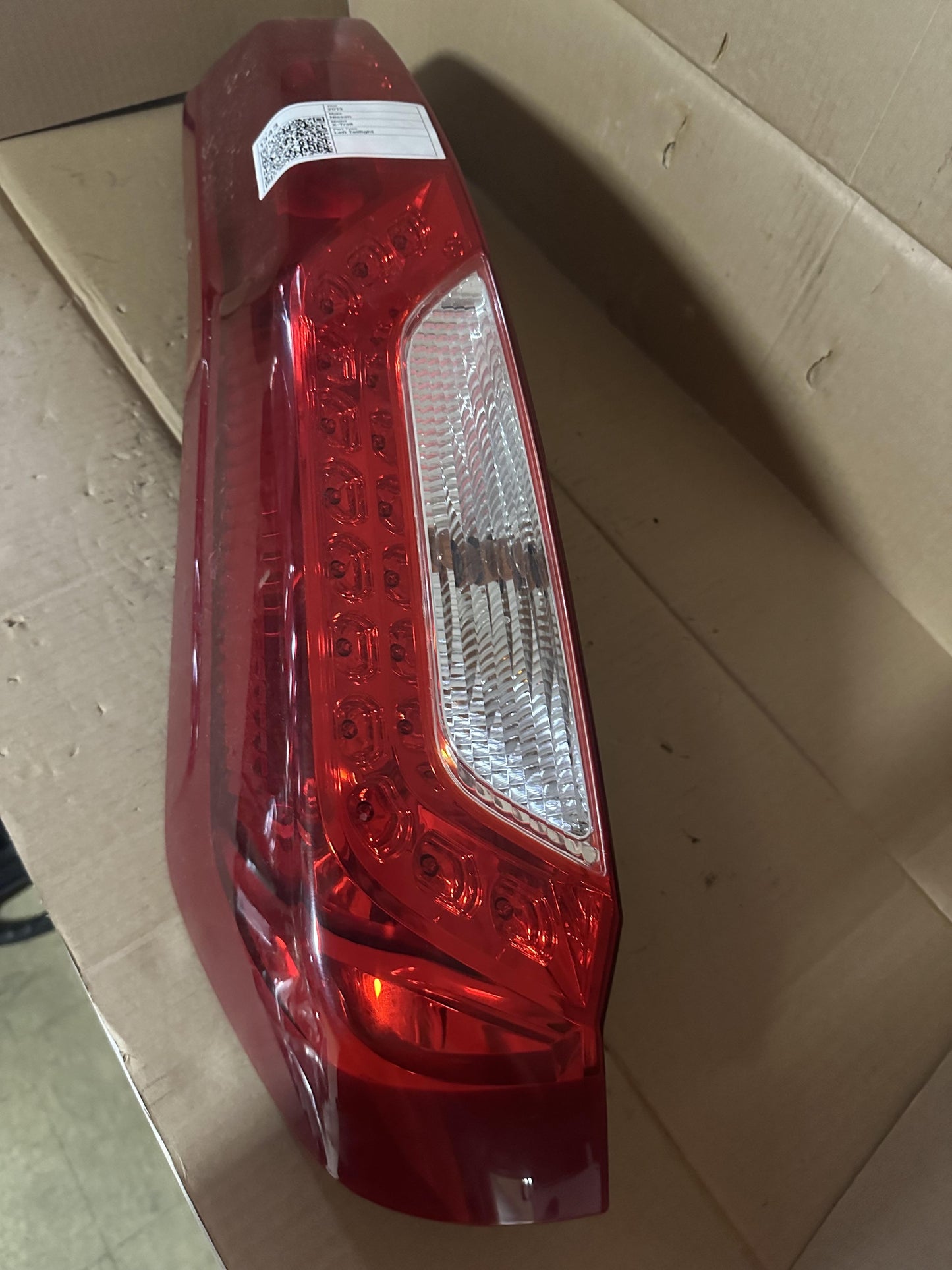 2013  T31 Left Taillight