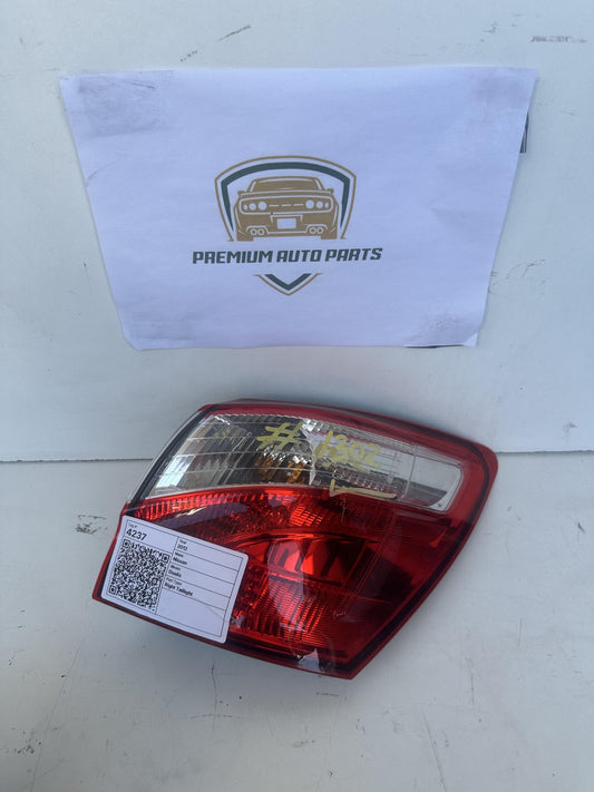 2012   Right Taillight