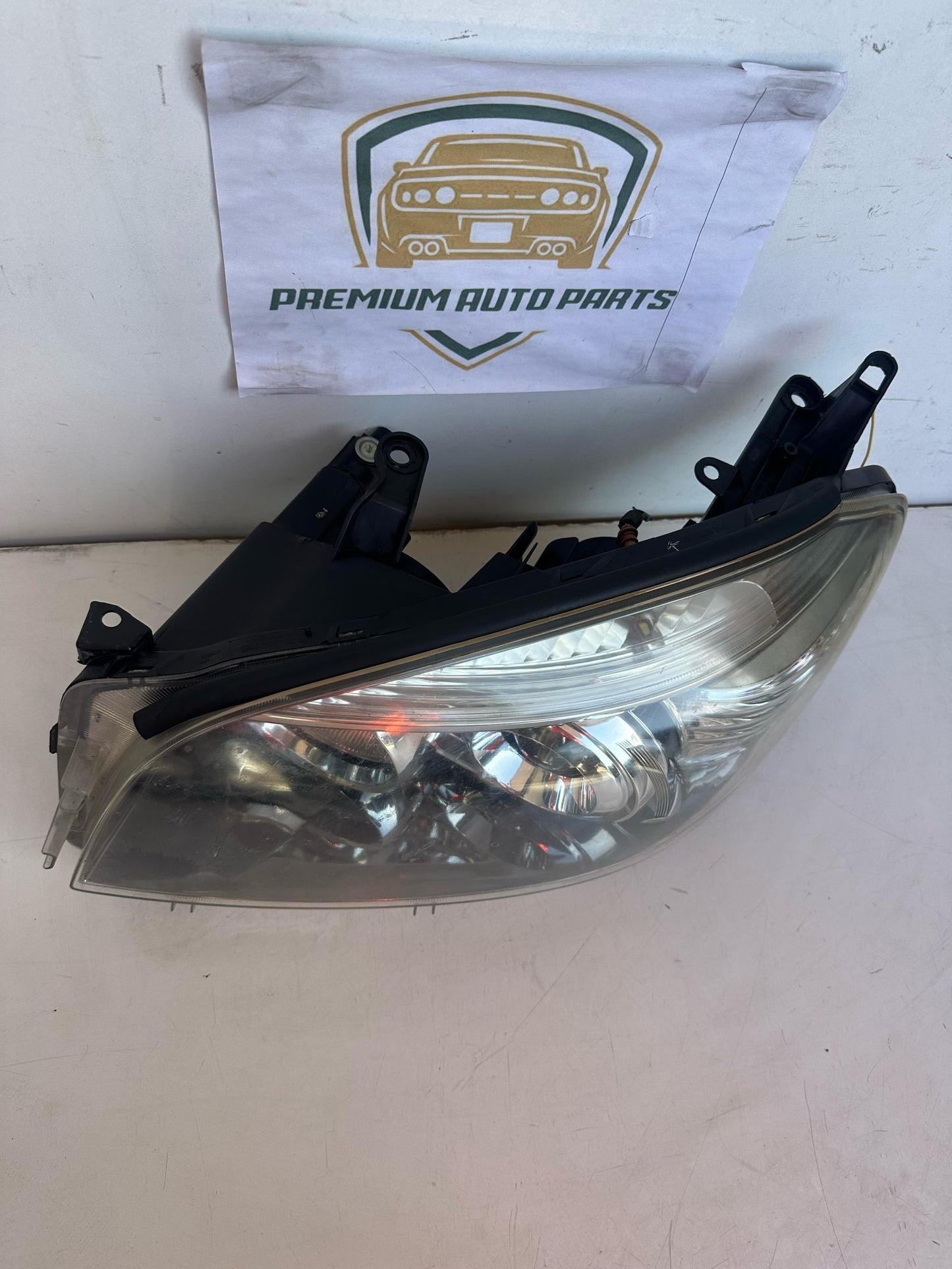 2008 Toyota RAV4 Left Headlight