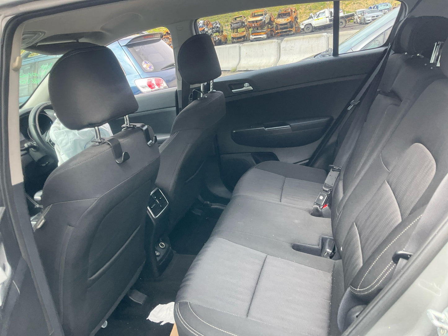 Kia 
Sportage