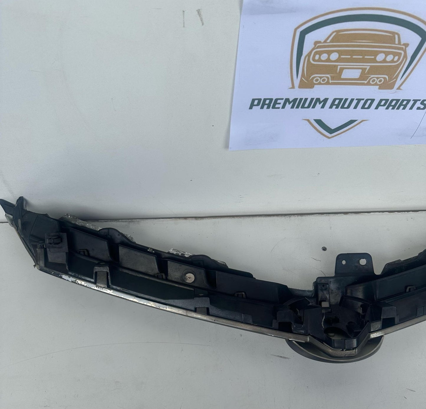 2006   Grille