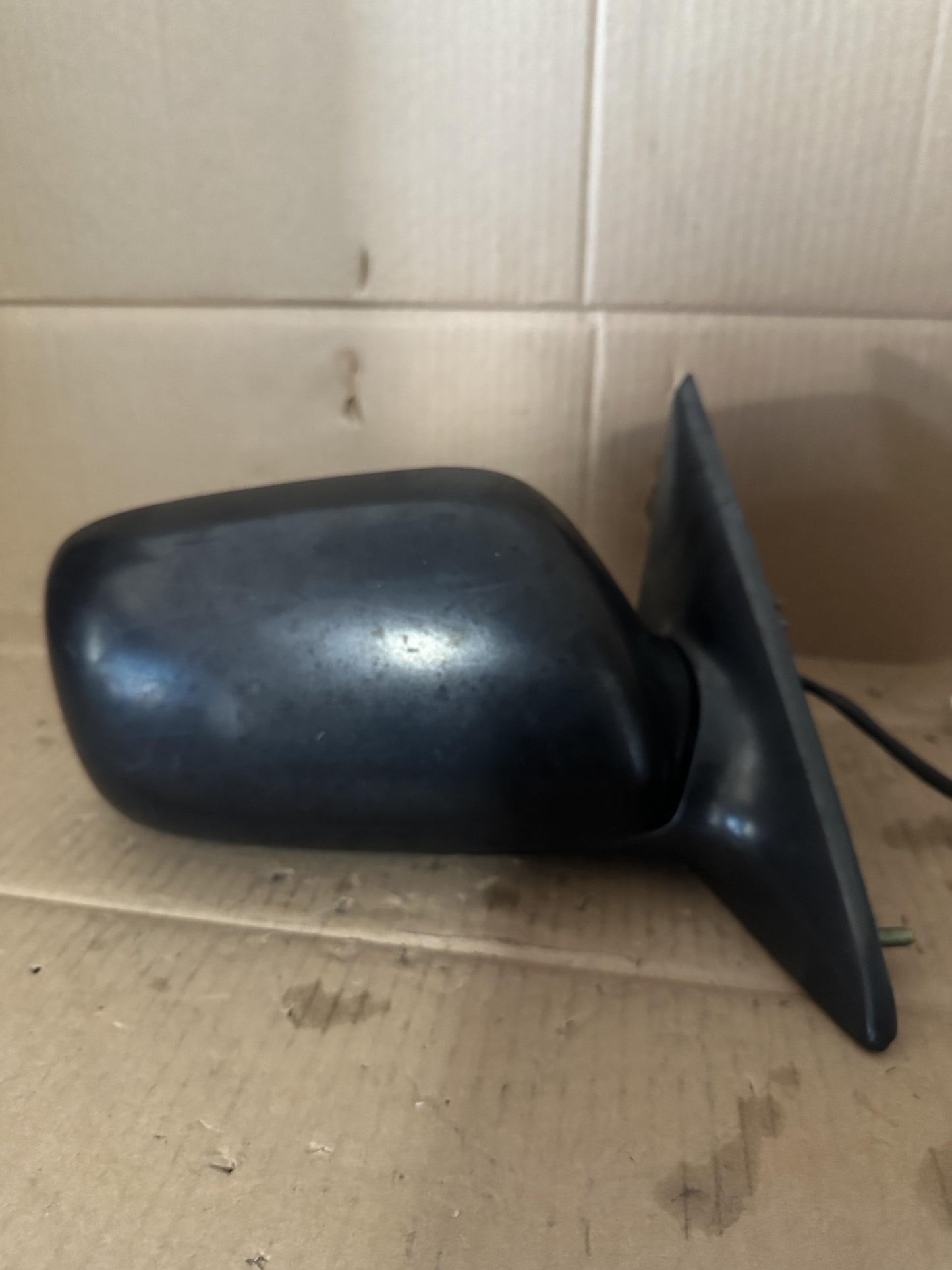 1999  XV20 Right Door Mirror