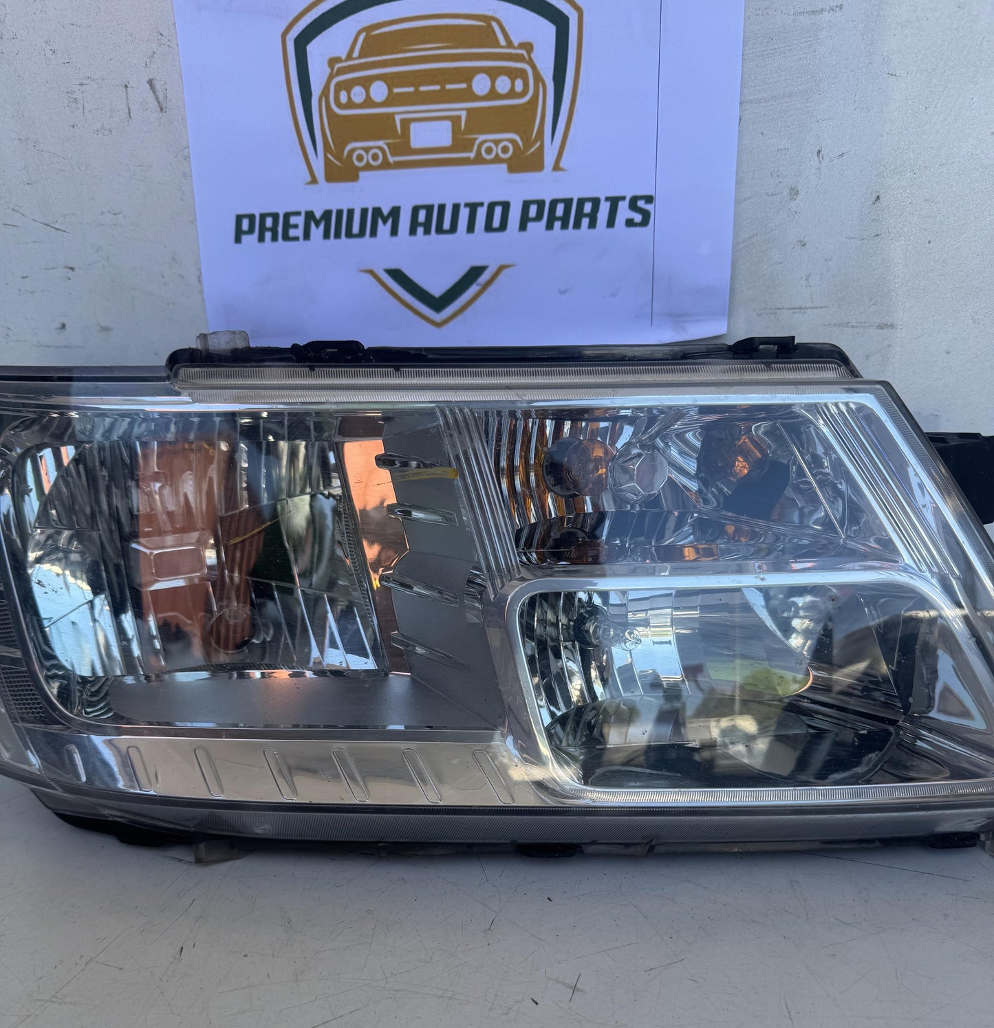 2014  JC Right Headlight