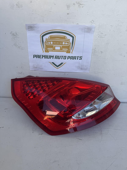 2012   Left Taillight