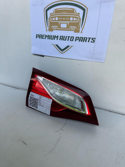 2019  EQ Left Boot Light