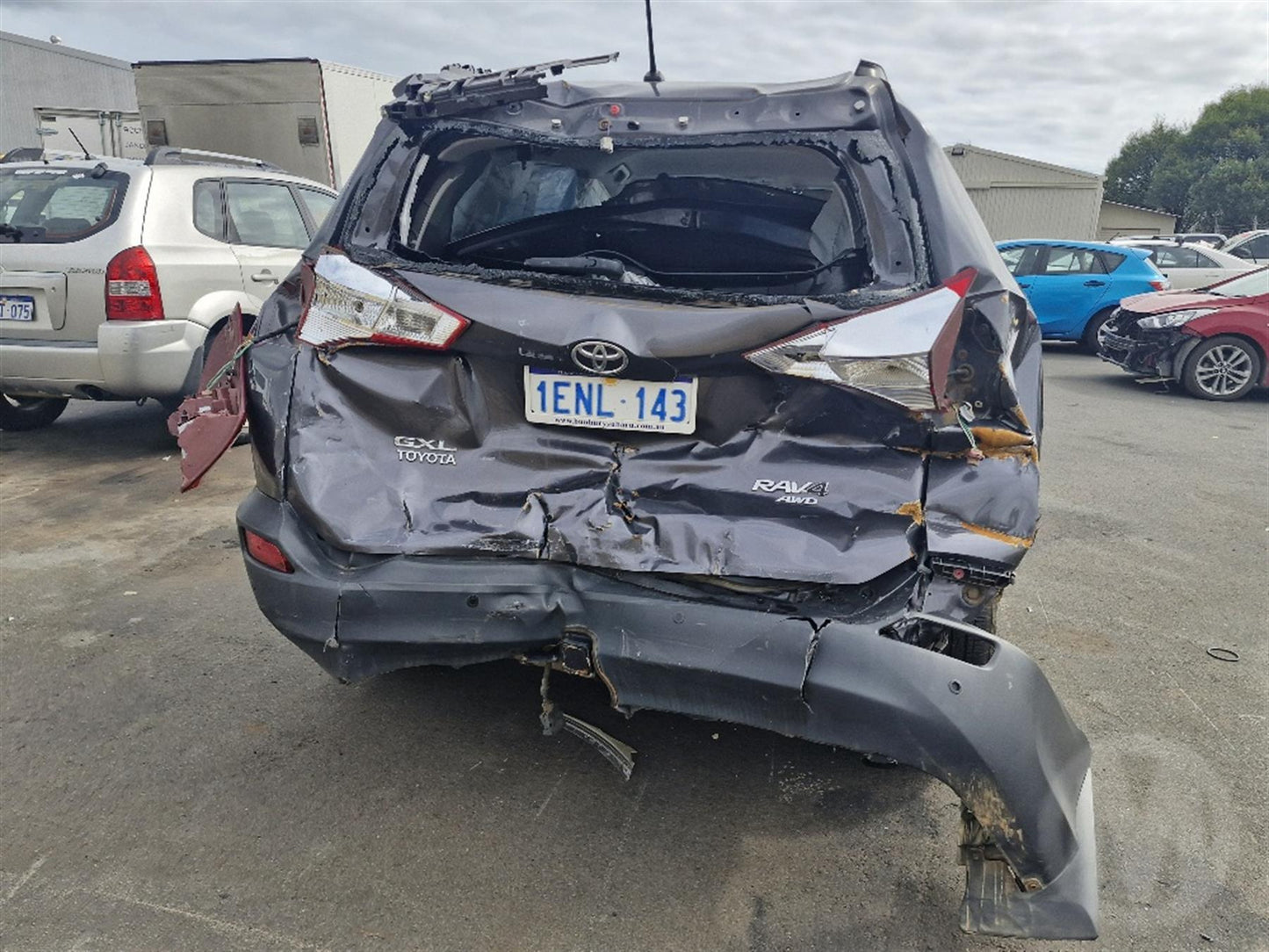 Toyota 
RAV4