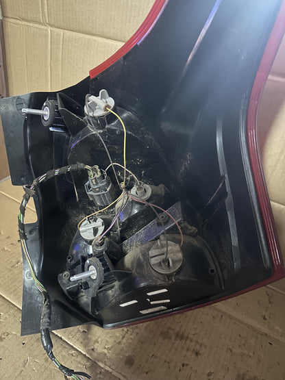 2012   Left Taillight