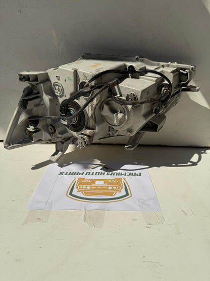 2010 Toyota Aurion Right Headlight