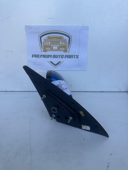 2011  GL(Middle-low grade) Left Door Mirror