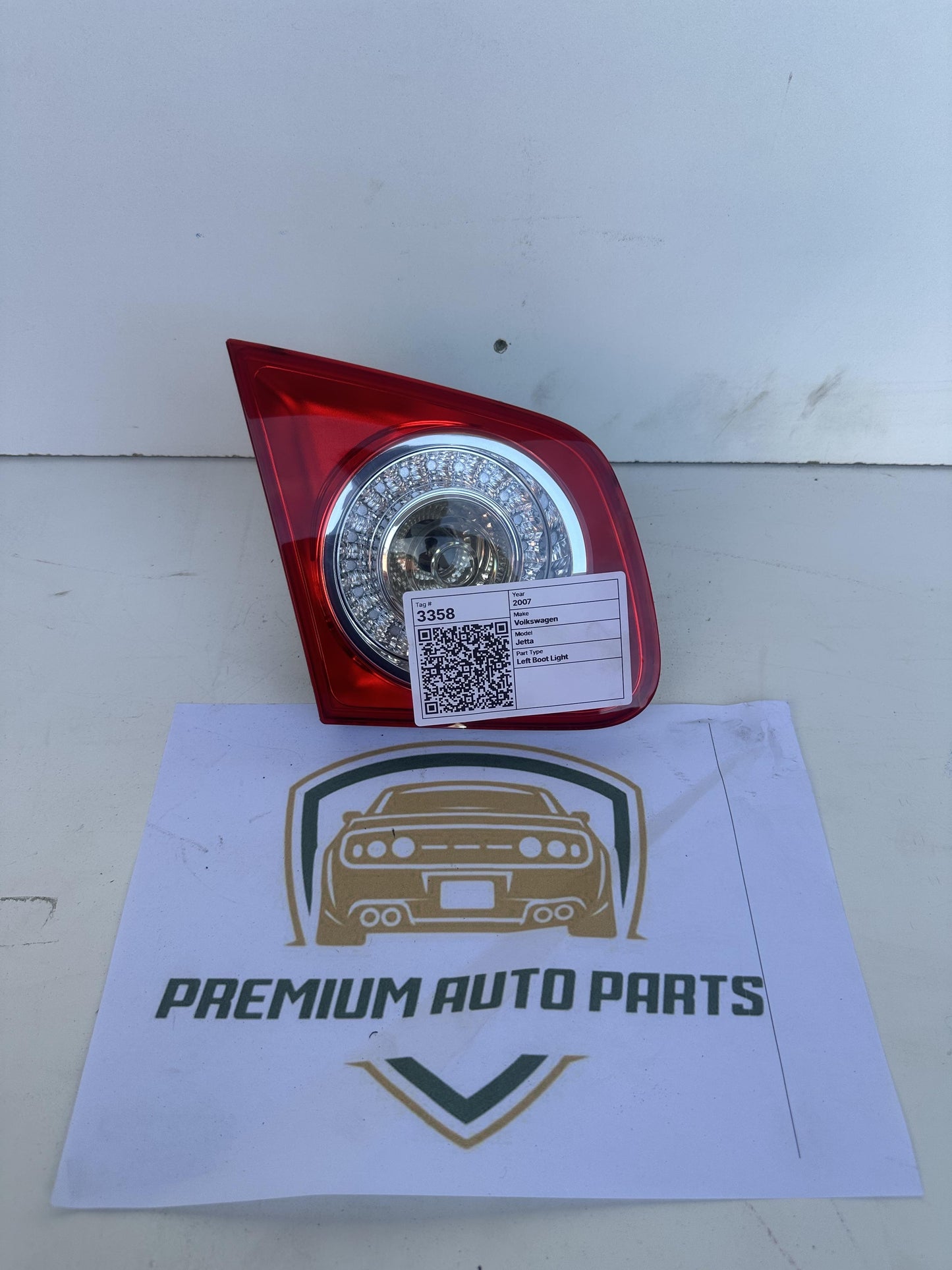 2007  MK5 - 1K Left Boot Light