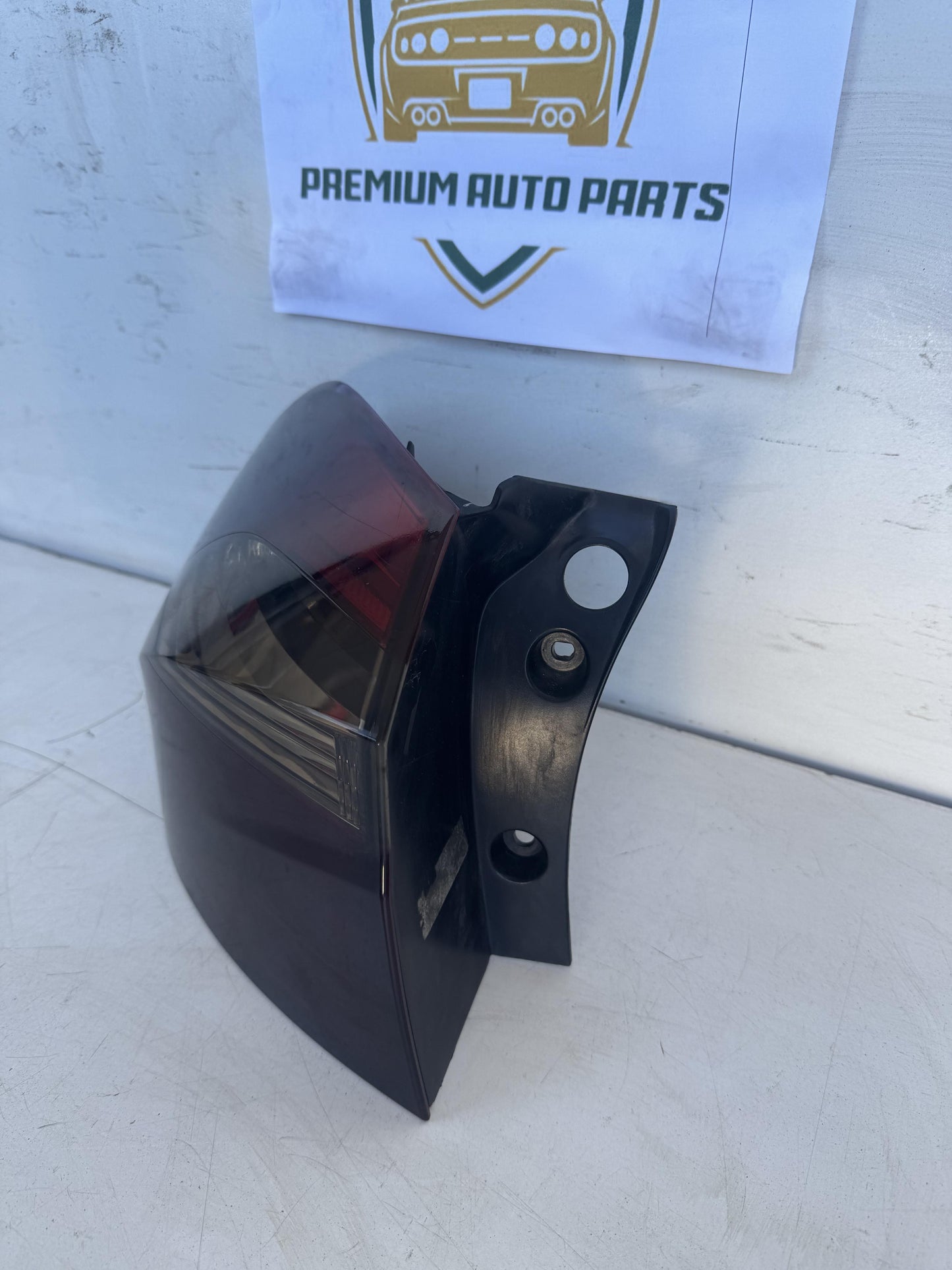 2015  UB Left Taillight