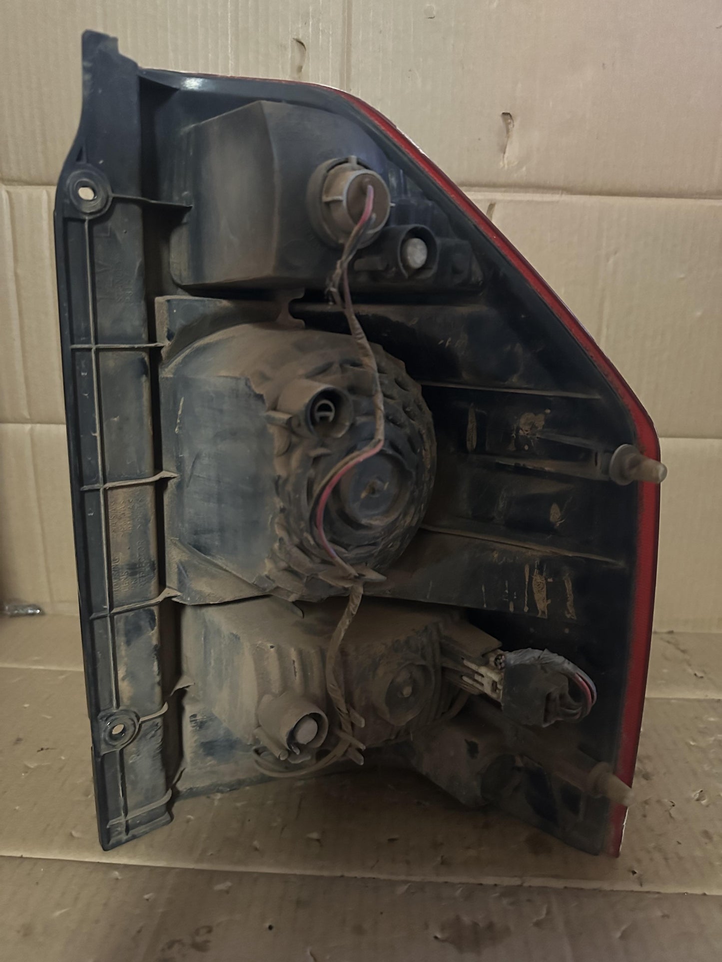 2004  III NP Left Taillight