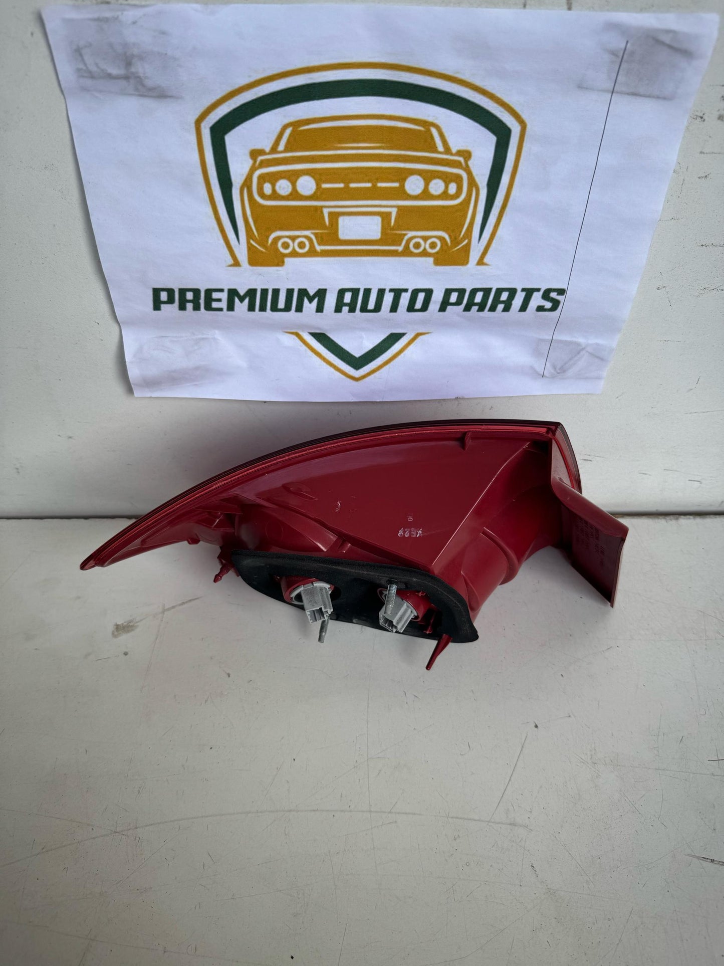 2005   Right Taillight