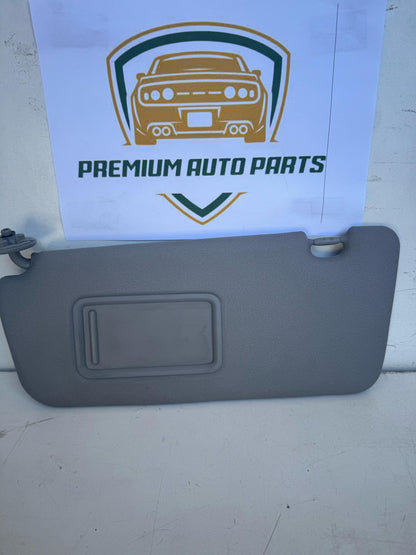 2004   Left Sun Visor