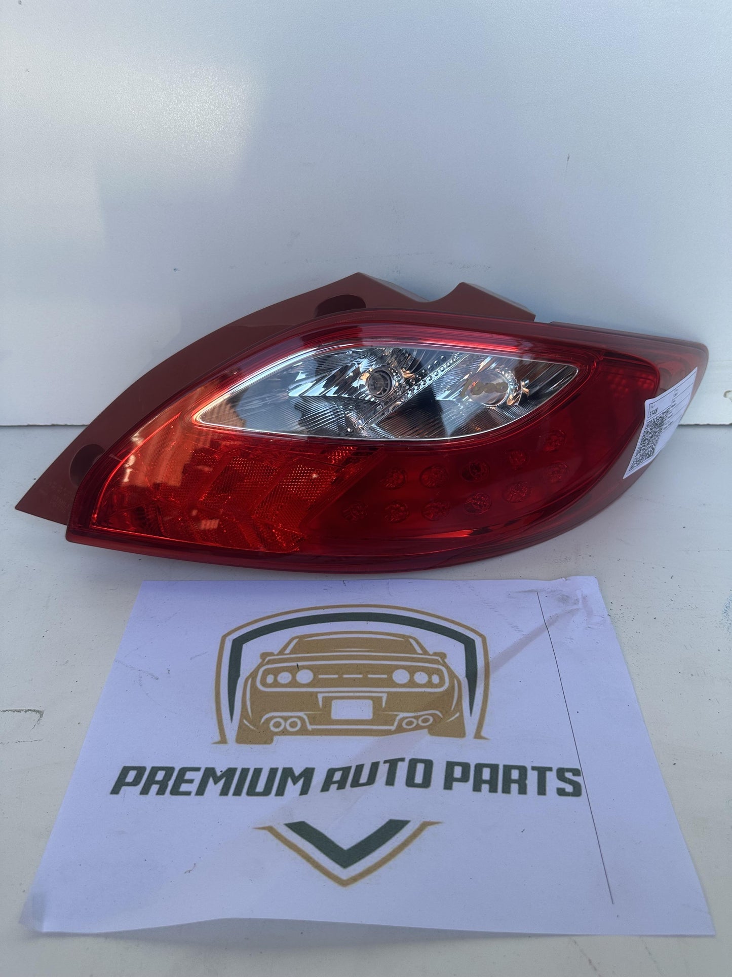 2013  II DE DH Right Taillight