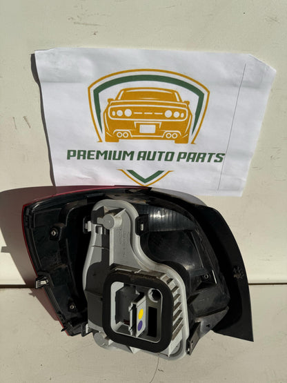 2012 Volkswagen Polo Right Taillight