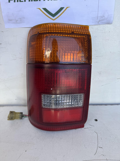 1995   Left Taillight