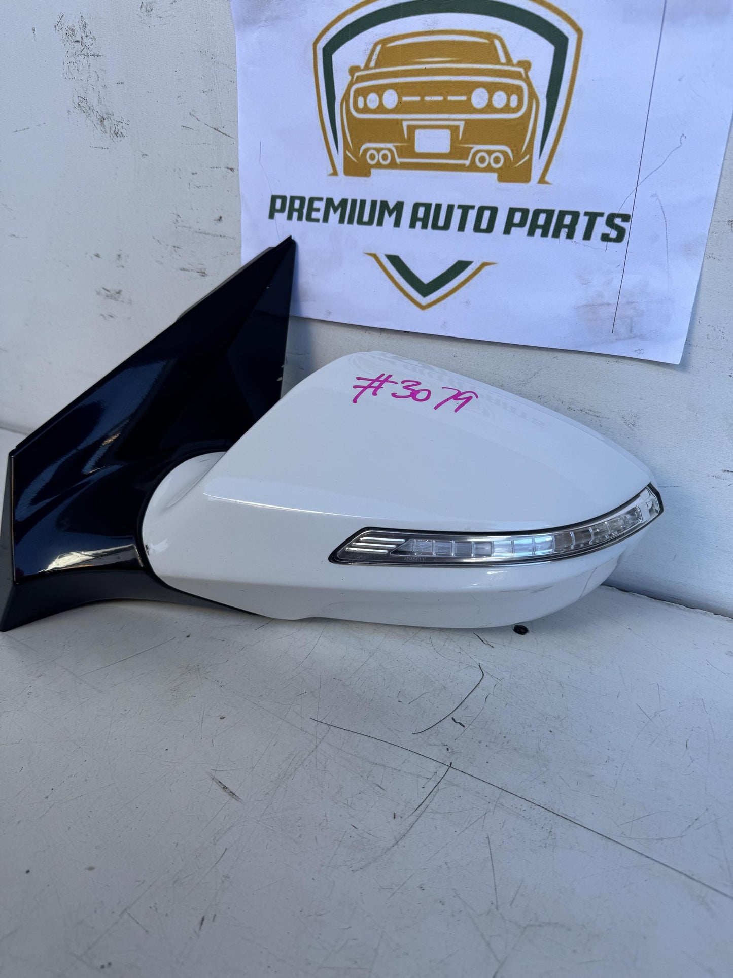 2017  VF Left Door Mirror