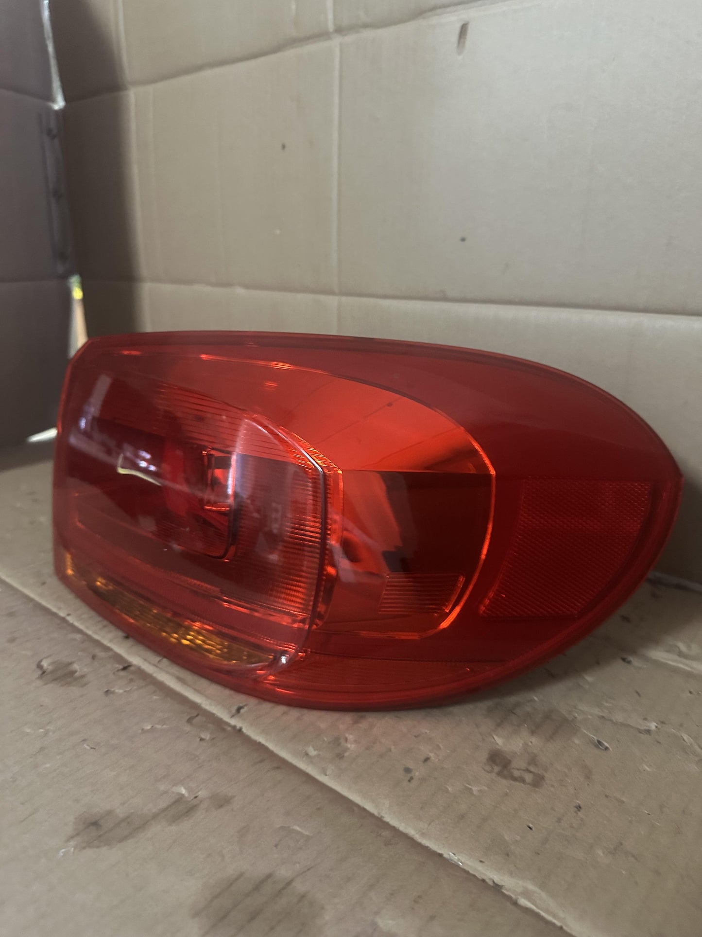 2016   Right Taillight