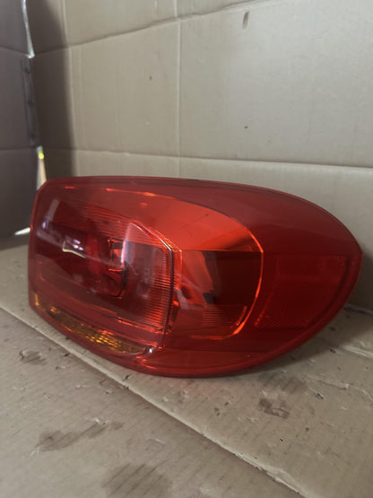 2016   Right Taillight