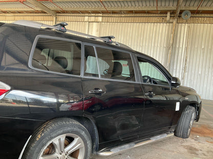 2010 Toyota Kluger  Station Wagon 
Toyota
Kluger