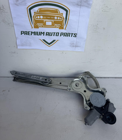 2013  U40 Right Front Window Regulator/Motor