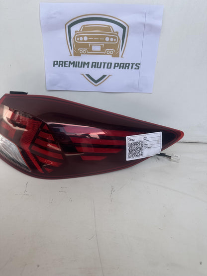 2018   Right Taillight