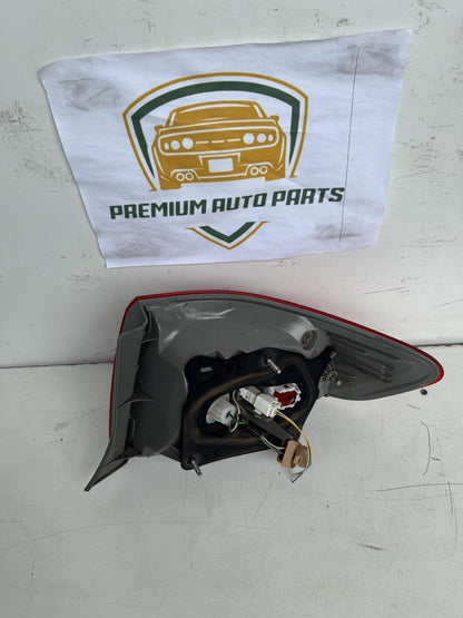 2008   Left Taillight