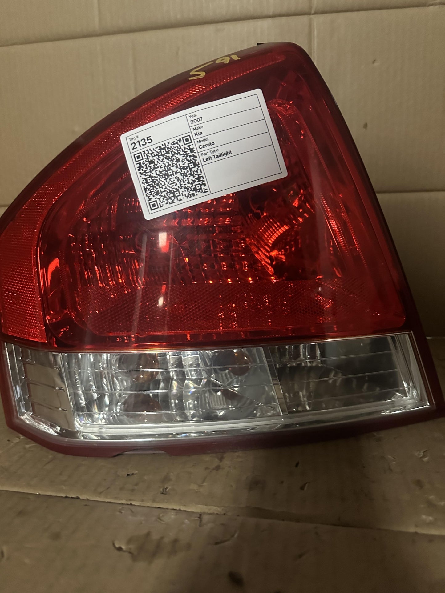 2007  LD Left Taillight