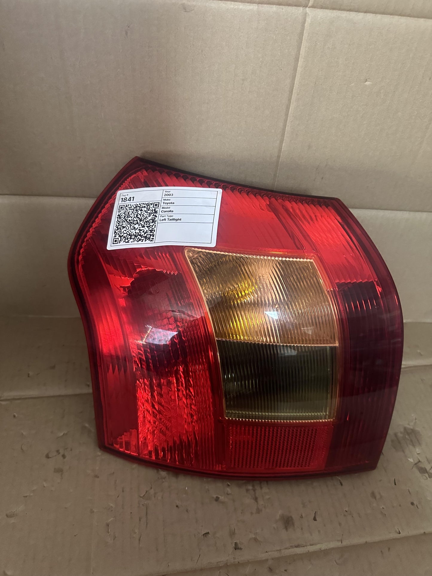 2003  E210 Left Taillight