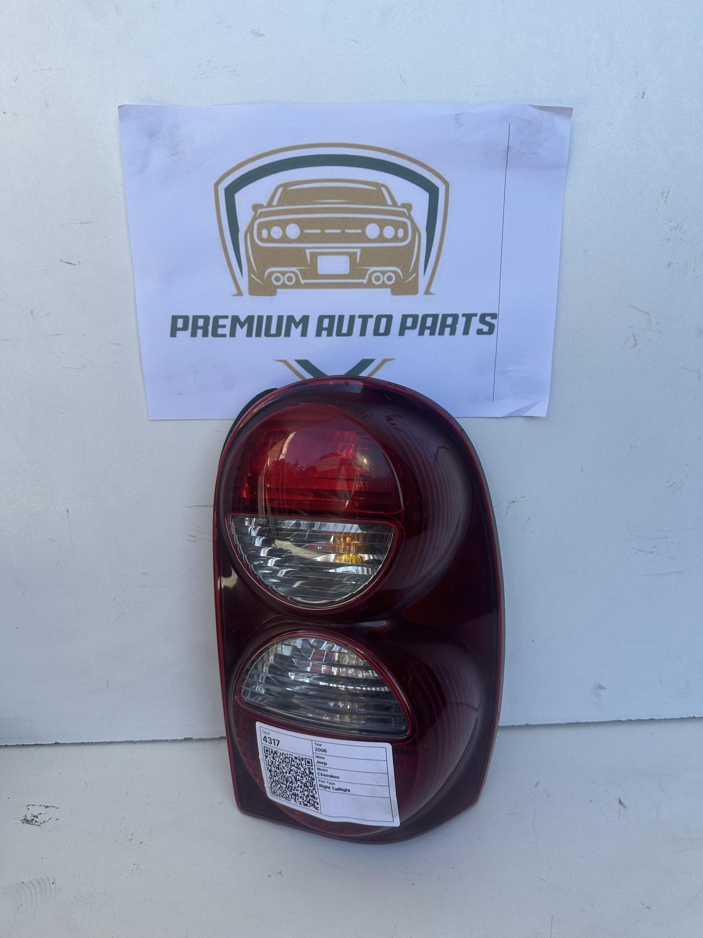 2006   Right Taillight