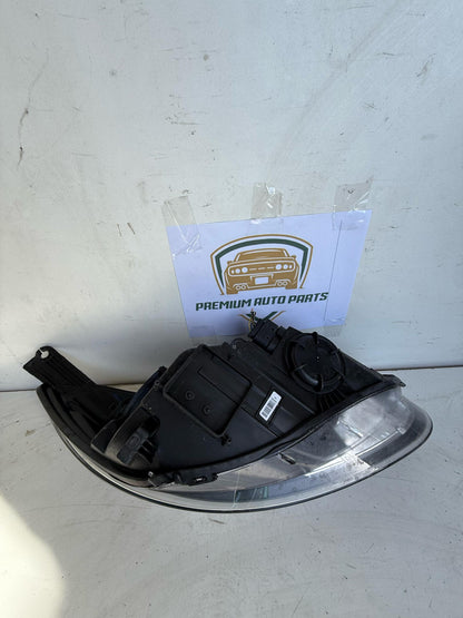 2010 Ford Focus Left Headlight