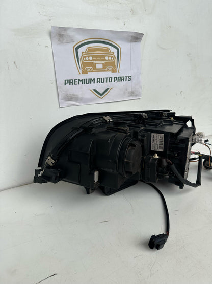 2005   Right Headlight